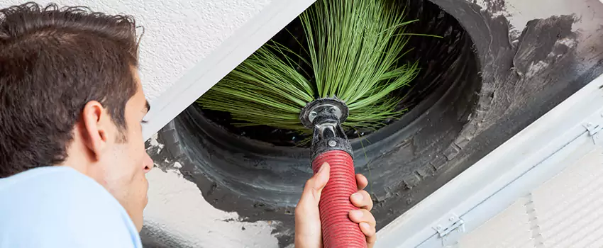 Clogged Air Duct Cleaning Process in Keswick, ON